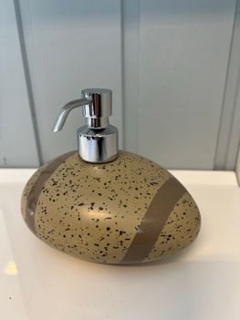 Div. varmeflasker KUN 48,- 